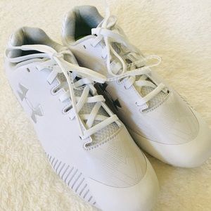 NWOT Women’s Lacrosse Cleats